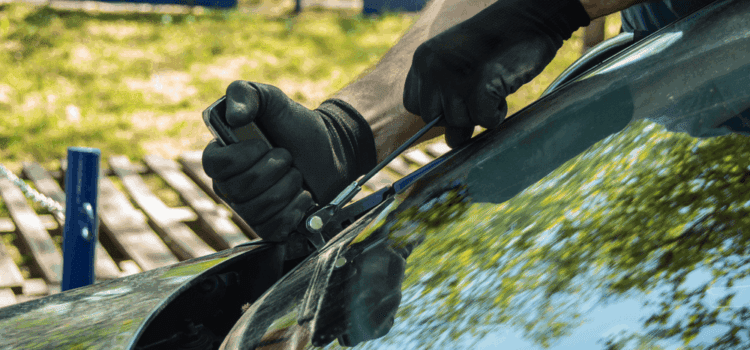 Bronx auto glass repair