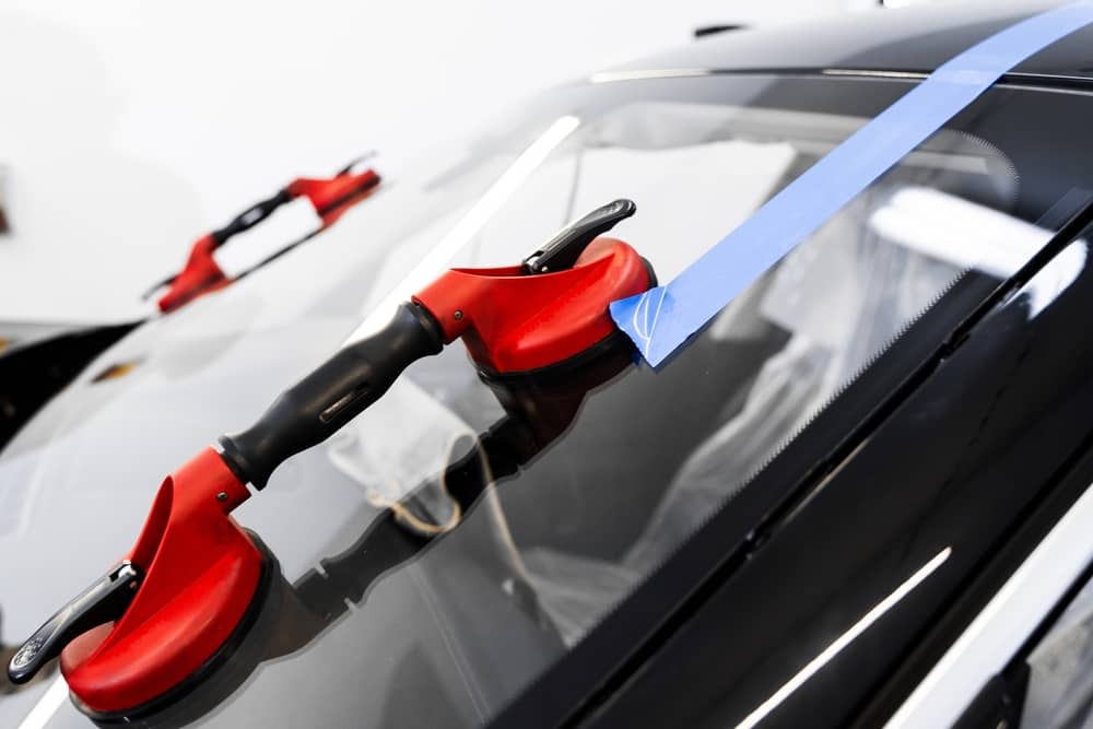 windshield replacement in Yonkers, auto glass crack warning signs